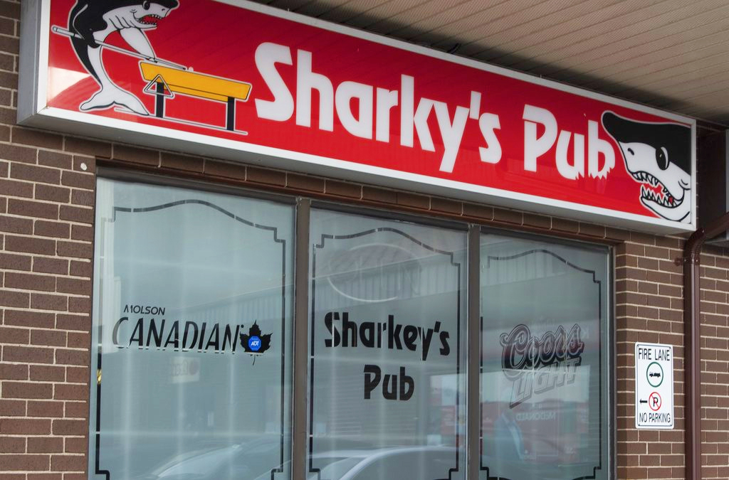Sharky's Pub